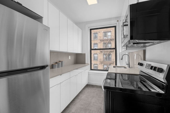 257 W 19th St Unit SI ID1224966P