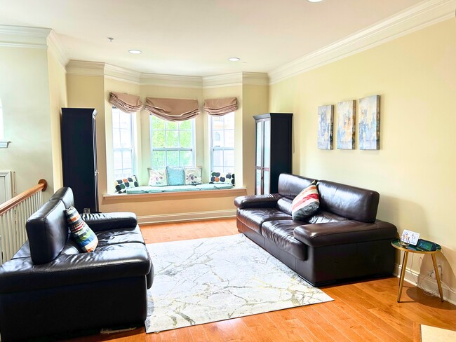 Photo - 31 Mallard Pl Townhome