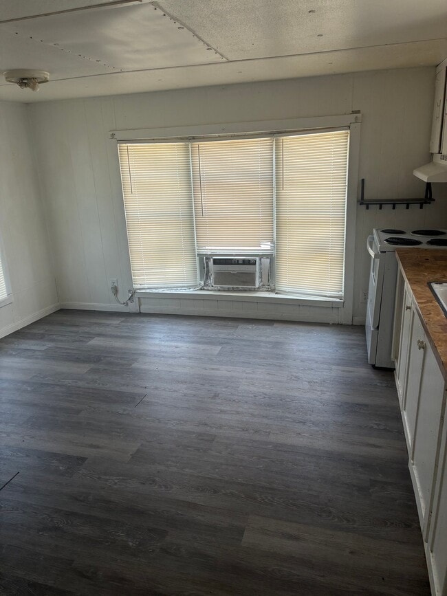 Photo - 1801 S Business 45