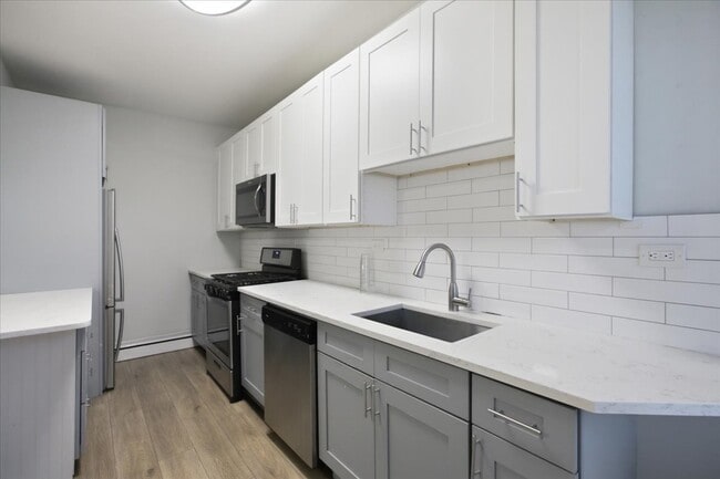 Photo - 5432 S Drexel Ave