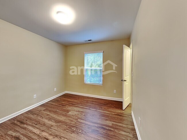 Photo - 3440 Althorp Drive