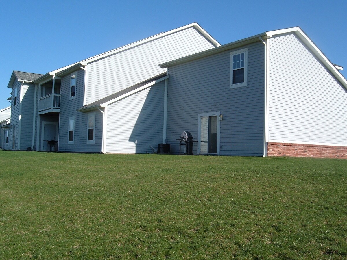 Building - Mill Creek Apartments