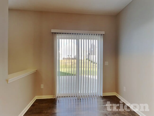 Photo - 10348 Hunters Crossing Blvd