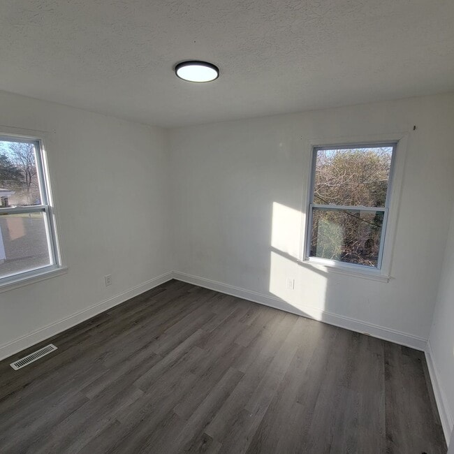 Photo - 166 E 16th St Unit 166 E. 16th Street B