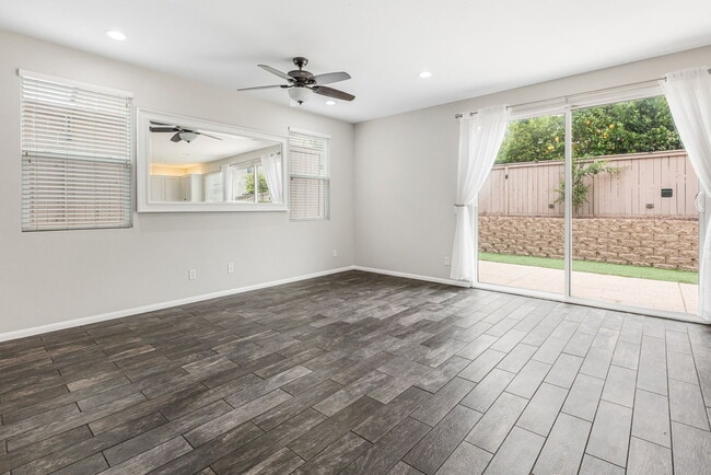 Photo - 1553 Yanonali Ave