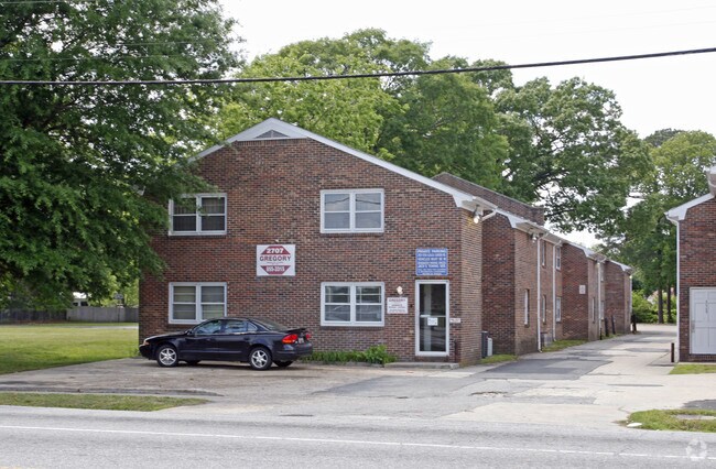 Photo - 2707-2709 Azalea Garden Rd