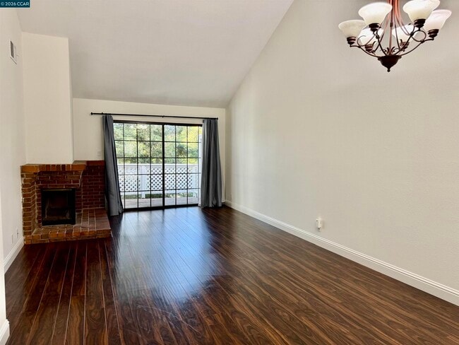 Photo - 202 Kelley Ln