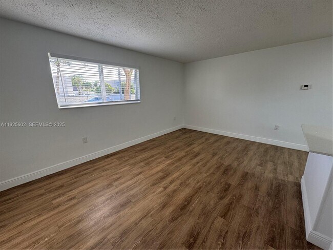 Photo - 6705 SW 44th St Unit 27