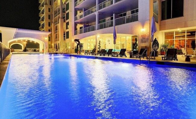 Building Photo - 500 Seawall Blvd Unit 1101