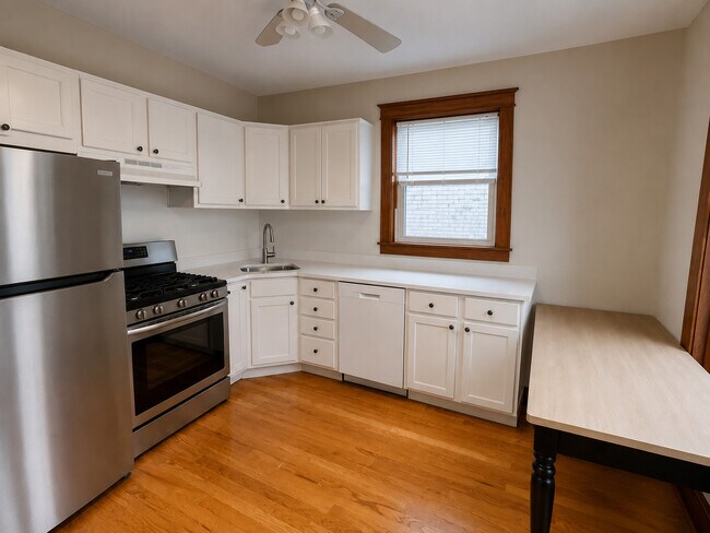 Photo - 2316 W Huron St Unit 1