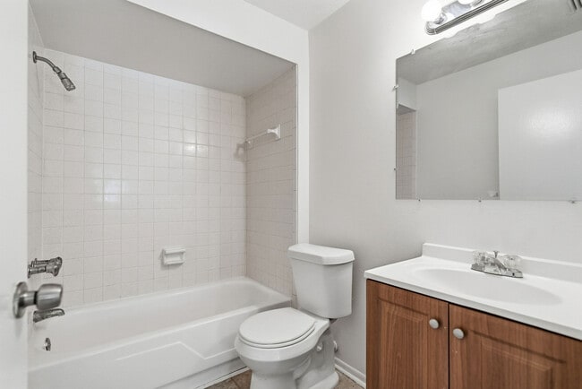 Photo - 1108 Amble Ln Unit 1110
