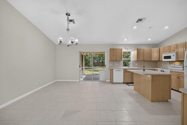 Photo - 12564 68th St N