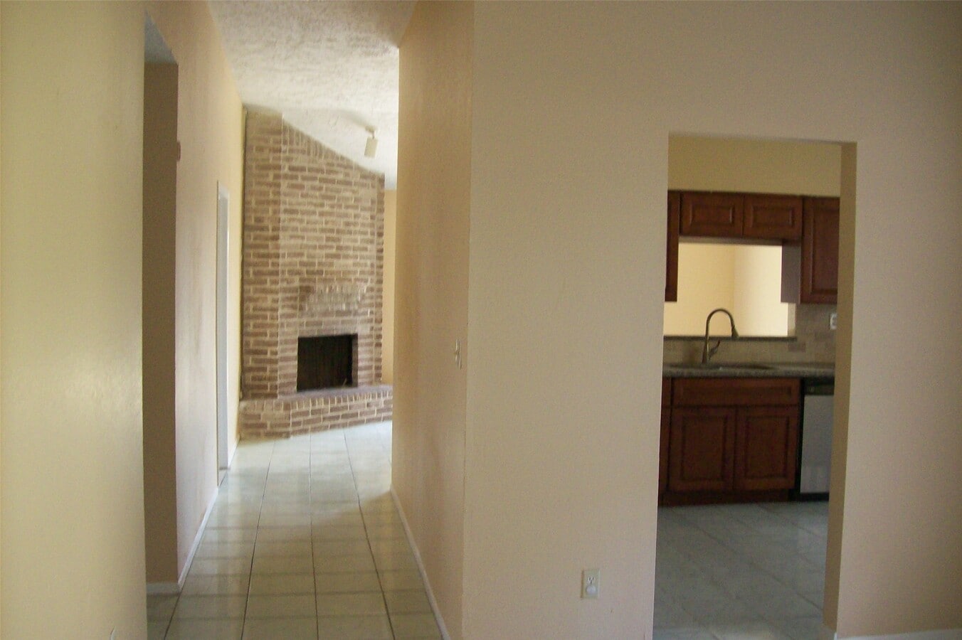 Photo - 10526 Crescent Moon Dr