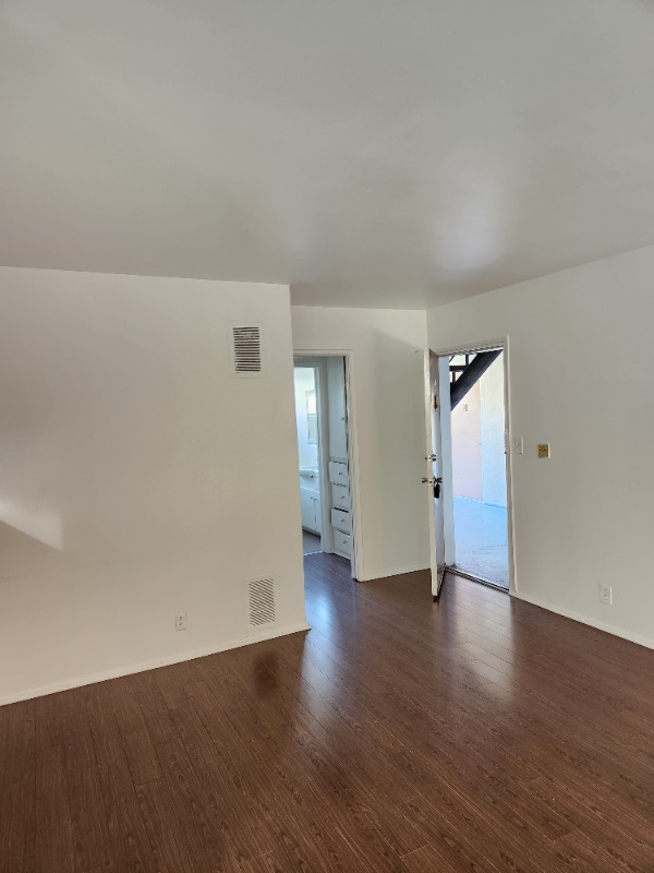Photo - 1538 N Detroit St Apartamento