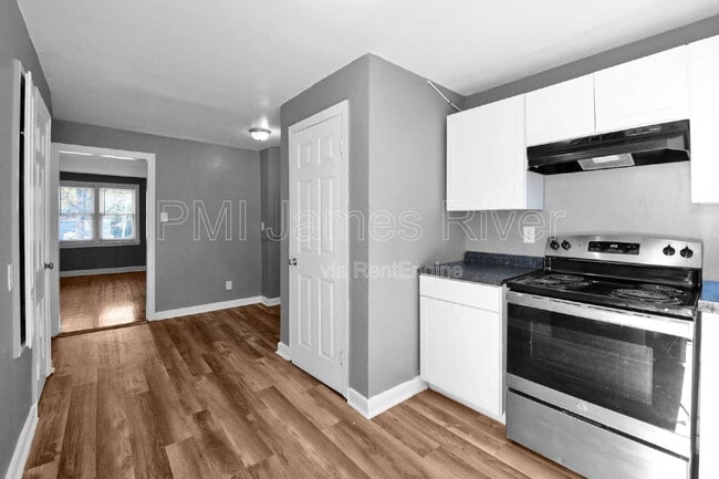 Building Photo - 4915 Chamberlayne Ave Unit 3