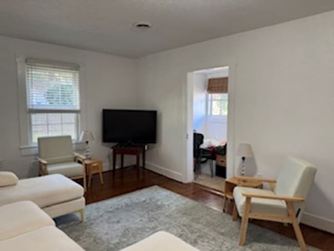 Photo - Guest House on Main Street