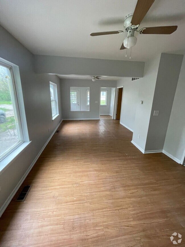 Building Photo - Property in Flint Available now! (Section ... Rental