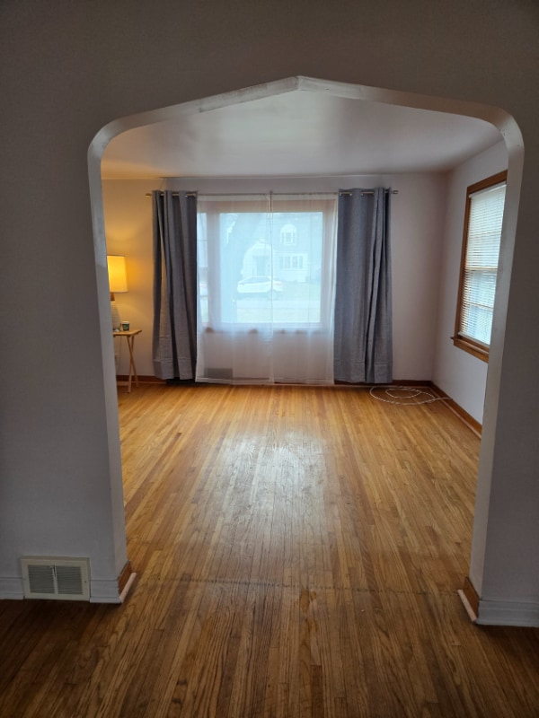 Photo - 481 Onondaga St