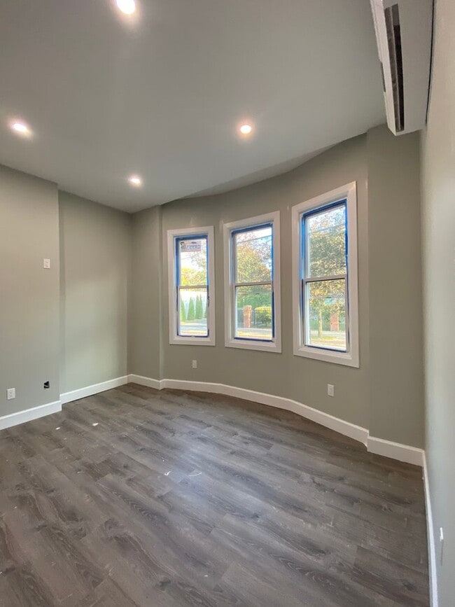 Photo - 123 N. Lake Unidad 1