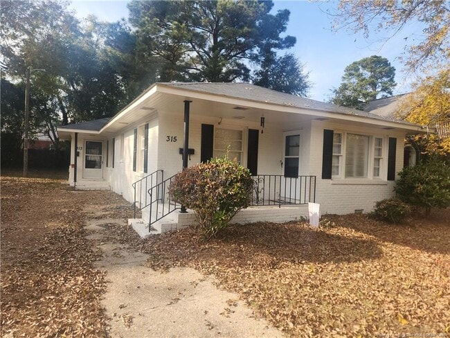 Building Photo - 313 Oakridge Ave