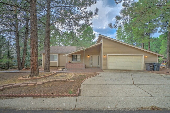 Building Photo - 1540 Spanish Moss Way