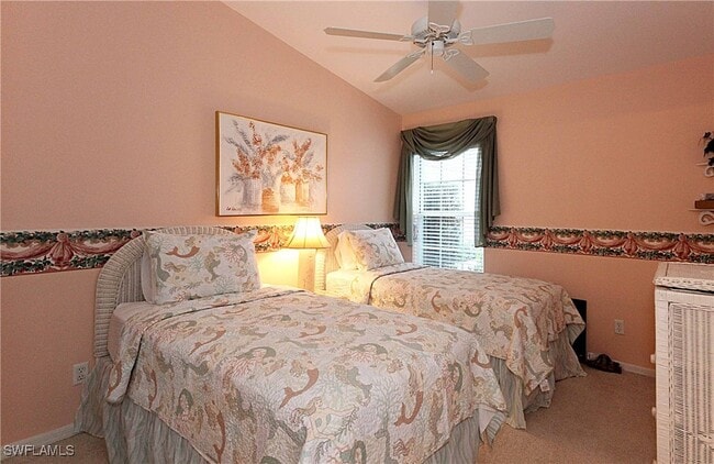 Building Photo - 322 Melrose Pl Unit 31