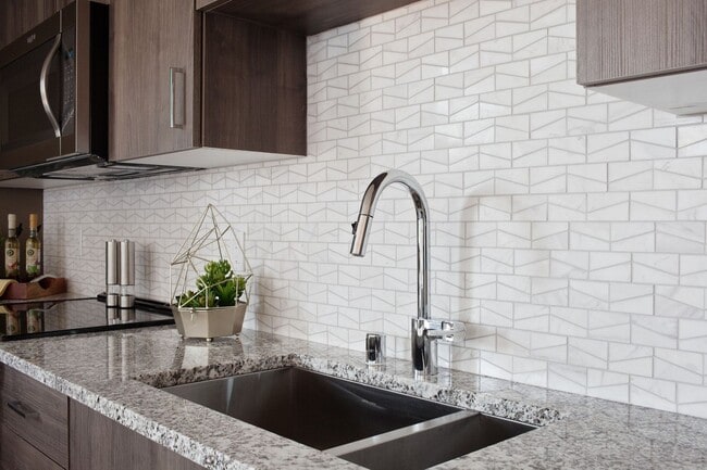 Photo - Lexington Apartments