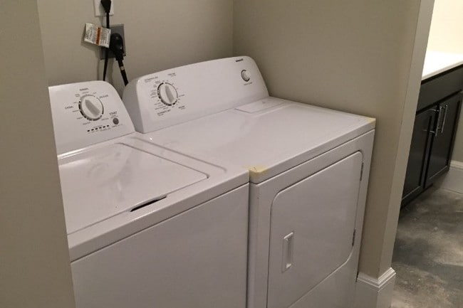 In unit laundry - 3818 Arsenal Street Unit 3820a