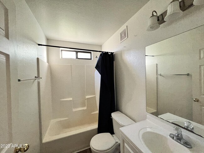 Photo - 1287 N Alma School Rd Unidad 224