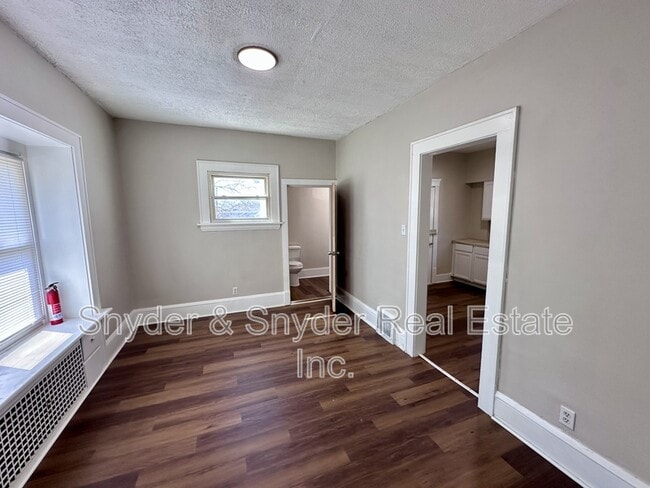 Photo - 484 Homer Ave