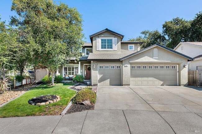 Photo - Two Level Home in Windsor with 4 Bedroom and 3 full Bath