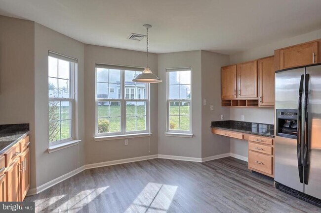 Photo - 150 Merlin Dr