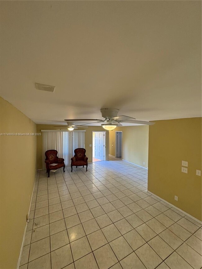 Photo - 1108 NE 2nd Ct Apartment Unit 1108