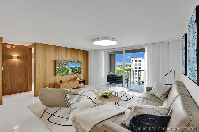 3606 S Ocean Blvd Unit 905