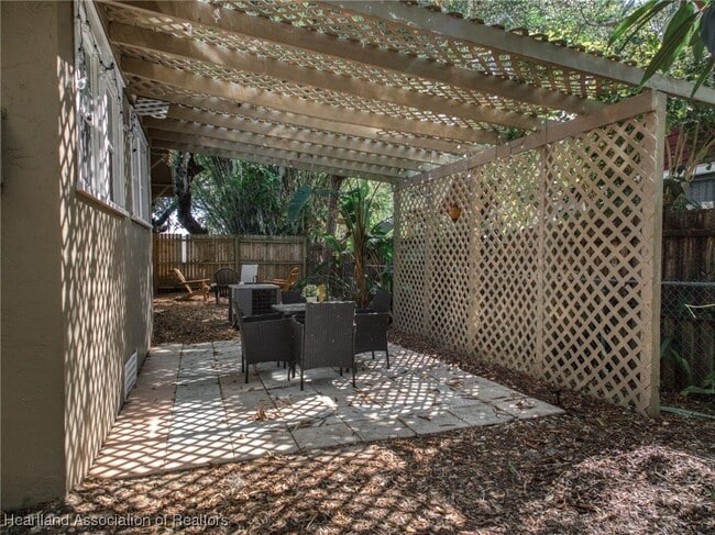 Photo - 412 Rose Ave