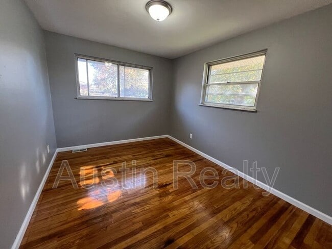 Photo - 4222 Wright Ave