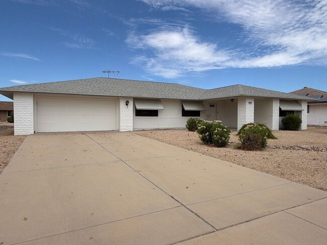 Building Photo - 17418 N 123rd Dr