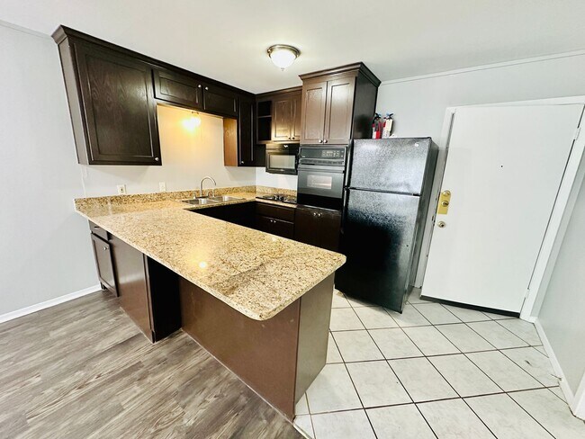 Regency North Apartments