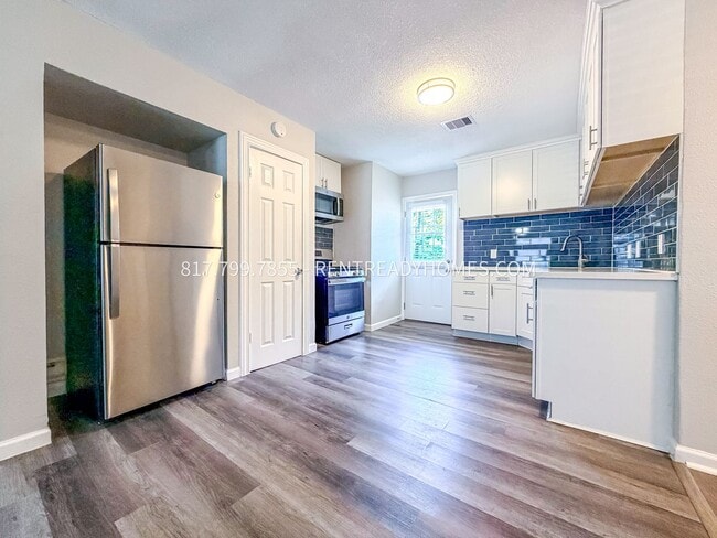 Photo - 7514 Japonica St