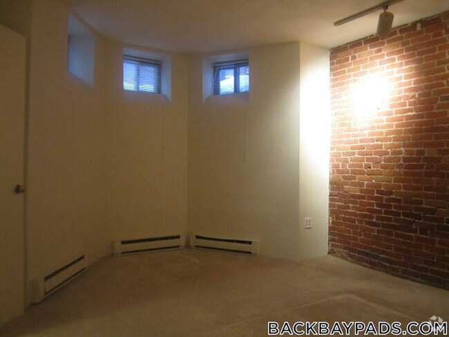 Building Photo - 30 St Germain St Unit 1 Rental