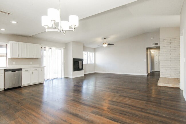 Photo - 10308 W Calle Del Oro