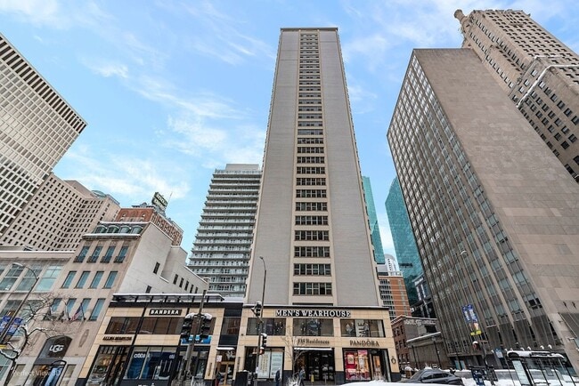 Building Photo - 535 N Michigan Ave Unit 2503