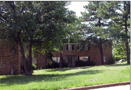 Photo - Maple Ridge Apartments