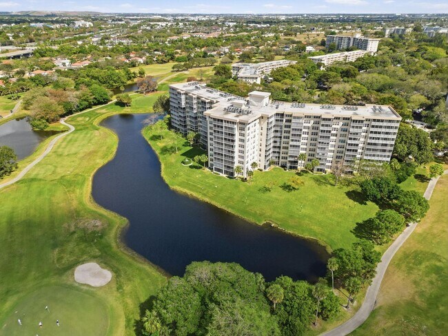 Photo - 3507 Oaks Way