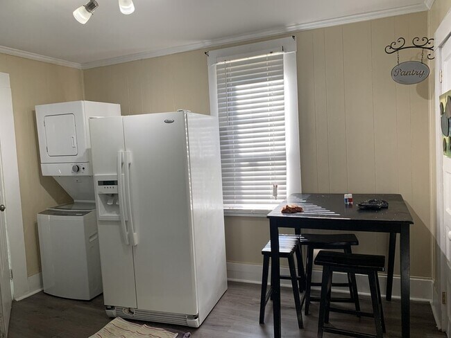 Photo - 2717 Delaware Ave