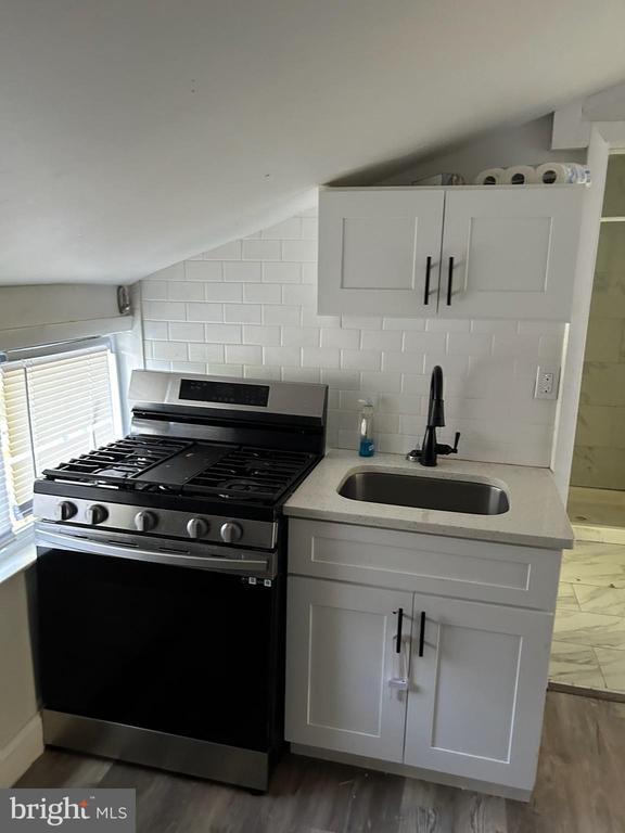 Photo - 253 Harding Ave Apartment Unit 3