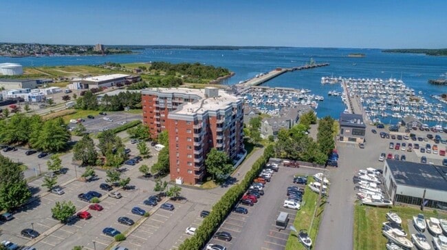Photo - Breakwater Condominiums #501-South Portland: 1 BR Condo with water-front access Available 5/1/26 ... Unit Breakwater Condominiums #501