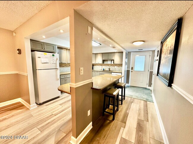 Photo - 4590 S Atlantic Ave Unit 154