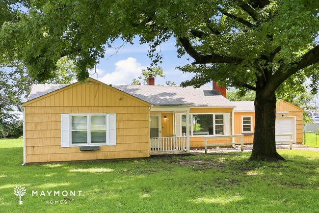 Building Photo - 4931 Fairfield Cir