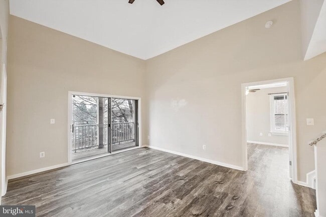 Photo - 1060 Gardenview Loop Unit 403